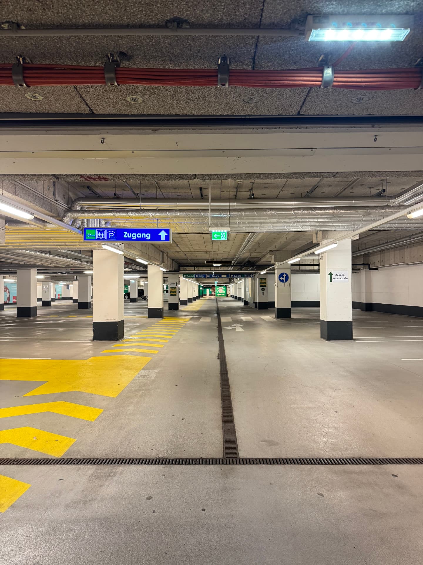 Innenansicht der Annengarage in Graz